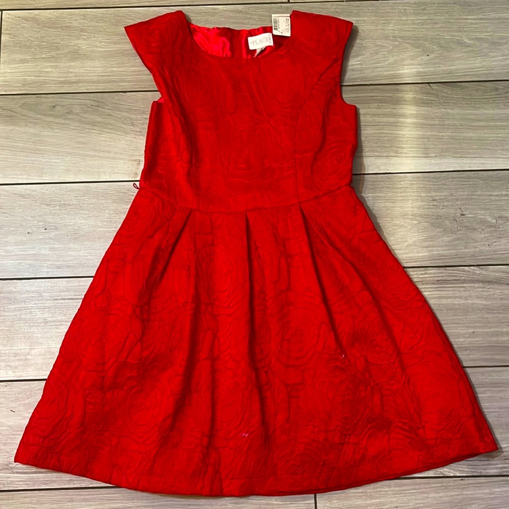 Red flower imprinted dress